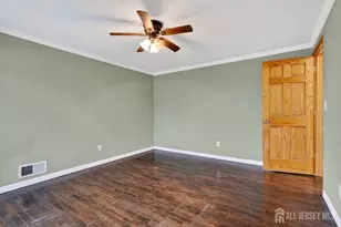 115 McKinley Ave, Colonia, NJ 07067 - Photo 18