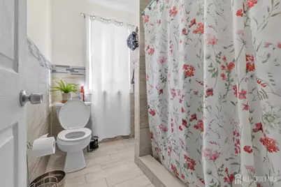 42 Pulaski Avenue, Carteret, NJ 07008 - Photo 18