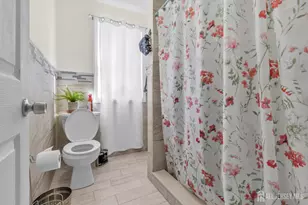 42 Pulaski Ave, Carteret, NJ 07008 - Photo 18