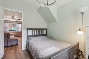 37 York Dr, Edison, NJ 08817 - Photo 14