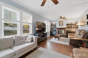 2 Metuchen Ave, Woodbridge Township, NJ 07095 - Photo 8