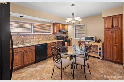 131 Woodland Road, Piscataway Township, NJ 08854 - Photo 24