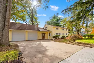 131 Woodland Rd, Piscataway Township, NJ 08854 - Photo 8