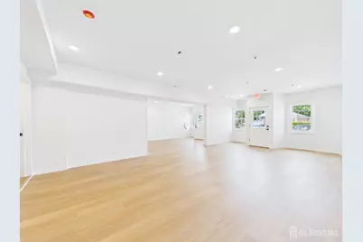 10 W Railroad Avenue W, Jamesburg, NJ 08831 - Photo 18