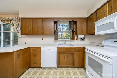 3996 Park Avenue, Edison, NJ 08820 - Photo 10