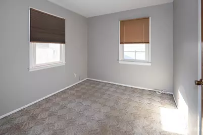 111 Longview Circle E, Fords, NJ 08863 - Photo 14