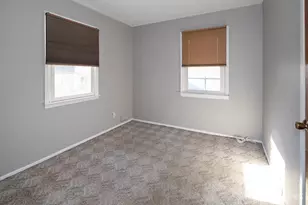 111 Longview Circle E, Fords, NJ 08863 - Photo 14