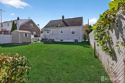 6 Elmwood Avenue, Carteret, NJ 07008 - Photo 24