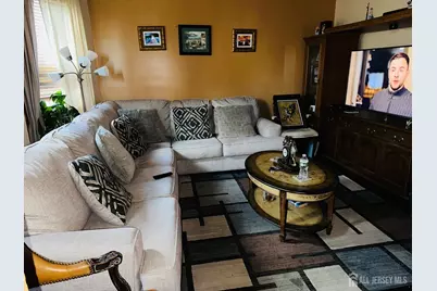 569 Cornell Street, Perth Amboy, NJ 08861 - Photo 4