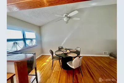 119 Cindy Court, Middlesex, NJ 08846 - Photo 4