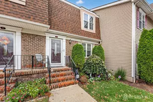 3 Heritage Ln, Fords, NJ 08863 - Photo 2
