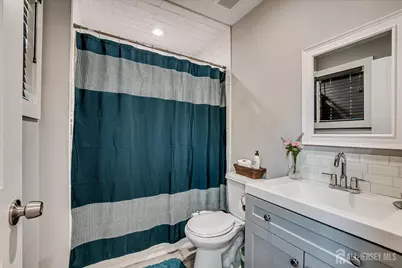 191 Hoover Avenue, Edison, NJ 08837 - Photo 30