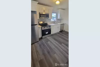 358 Raritan Street, South Amboy, NJ 08879 - Photo 4