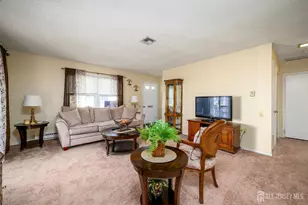 251 Mystic Ln, Monroe Township, NJ 08831 - Photo 4