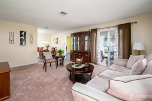 251 Mystic Ln, Monroe Township, NJ 08831 - Photo 2