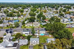 990 N Rebecca Pl, Iselin, NJ 08830 - Photo 14