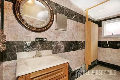 625 Wyckoff Avenue #A, Wyckoff Township, NJ 07481 - Photo 14