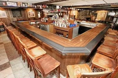 625 Wyckoff Avenue #A, Wyckoff Township, NJ 07481 - Photo 10