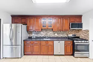 302 Westgate Dr, Edison, NJ 08820 - Photo 8