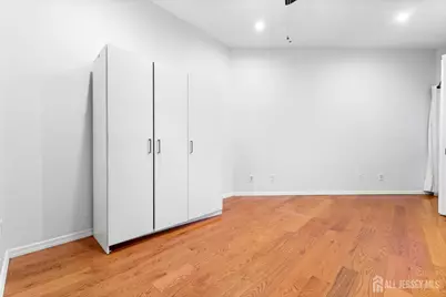 302 Westgate Drive, Edison, NJ 08820 - Photo 24