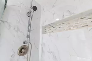 302 Westgate Dr, Edison, NJ 08820 - Photo 34