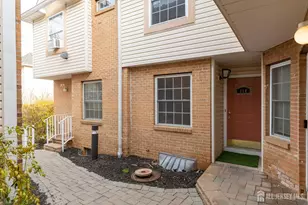 114 Adamecs Way, South Amboy, NJ 08879 - Photo 4