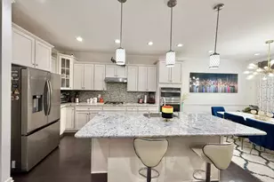 39 Periwinkle Dr, Monroe Township, NJ 08831 - Photo 4