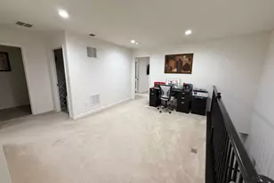 39 Periwinkle Dr, Monroe Township, NJ 08831 - Photo 16