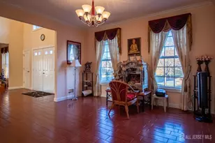 28 Stanley Dr, Monroe Township, NJ 08831 - Photo 8
