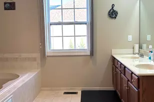 28 Stanley Dr, Monroe Township, NJ 08831 - Photo 22