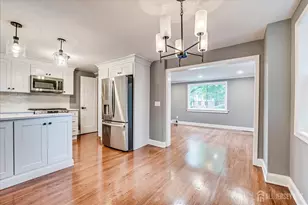 32 Kate Ln, Metuchen, NJ 08840 - Photo 12