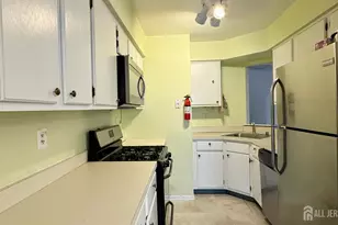 1150 Schmidt Ln, North Brunswick Township, NJ 08902 - Photo 10