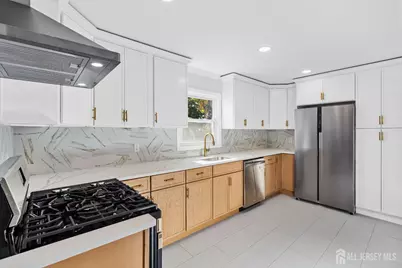 435 Warfield Road, North Plainfield, NJ 07063 - Photo 8