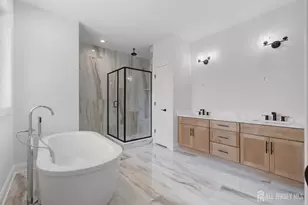 9 Links Dr, Edison, NJ 08820 - Photo 44