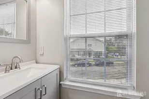 121 Giera Ct, Sayreville, NJ 08859 - Photo 20