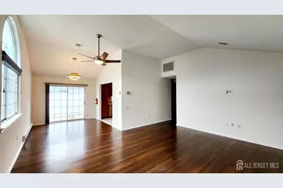 838 Vail Road, Monroe Township, NJ 08831 - Photo 4