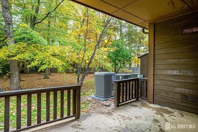 145 Maplewood Court, Edison, NJ 08820 - Photo 36