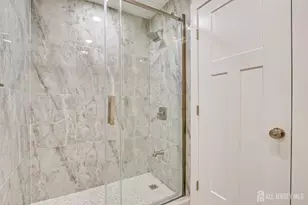 145 Maplewood Ct, Edison, NJ 08820 - Photo 32