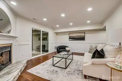 145 Maplewood Court, Edison, NJ 08820 - Photo 12