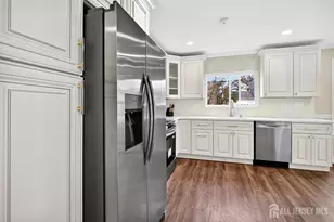 57 Yorkshire Dr, Monroe Township, NJ 08831 - Photo 8