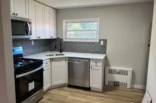 49 B Garfield Park, Edison, NJ 08837 - Photo 4