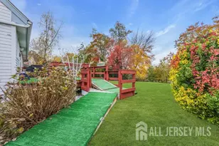 25 Venus Rd, Old Bridge Township, NJ 08879 - Photo 32