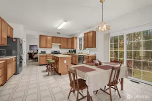 23 Margaret Dr, Franklin Township, NJ 08873 - Photo 16