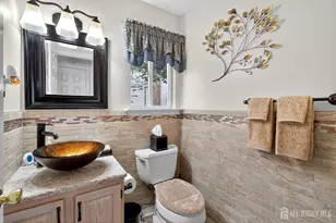 905 Madaline Dr, Avenel, NJ 07001 - Photo 10