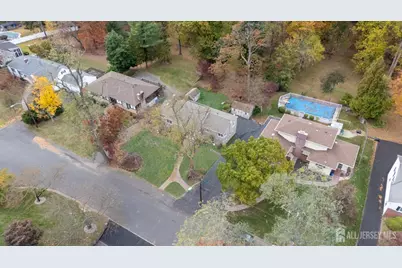 568 Mountainview Terrace, Dunellen, NJ 08812 - Photo 36