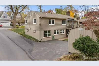 568 Mountainview Terrace, Dunellen, NJ 08812 - Photo 30