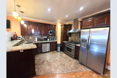 102 Clendenny Avenue, Jersey City, NJ 07304 - Photo 4