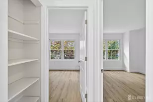 61 Albury Way, North Brunswick Township, NJ 08902 - Photo 26