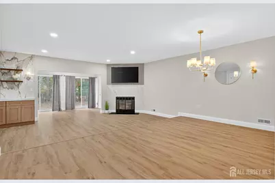 61 Albury Way, North Brunswick Township, NJ 08902 - Photo 8