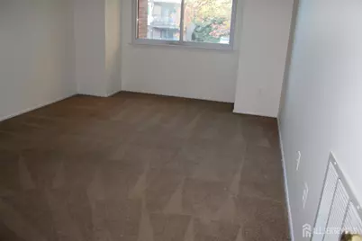 820 Edison Glen Terrace, Edison, NJ 08837 - Photo 16